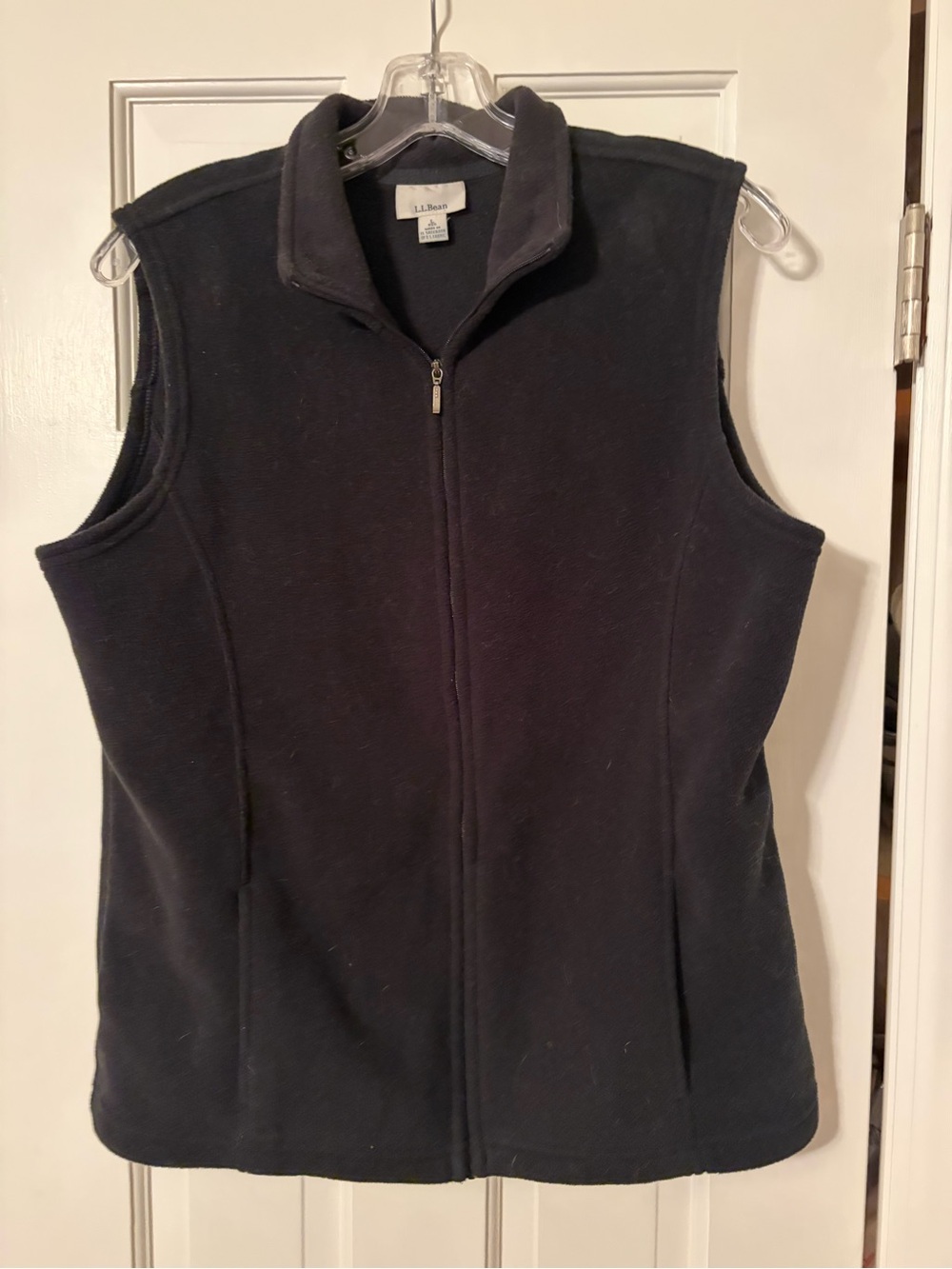 L.L. Bean Black Sleeveless Zip-Up Fleece Vest